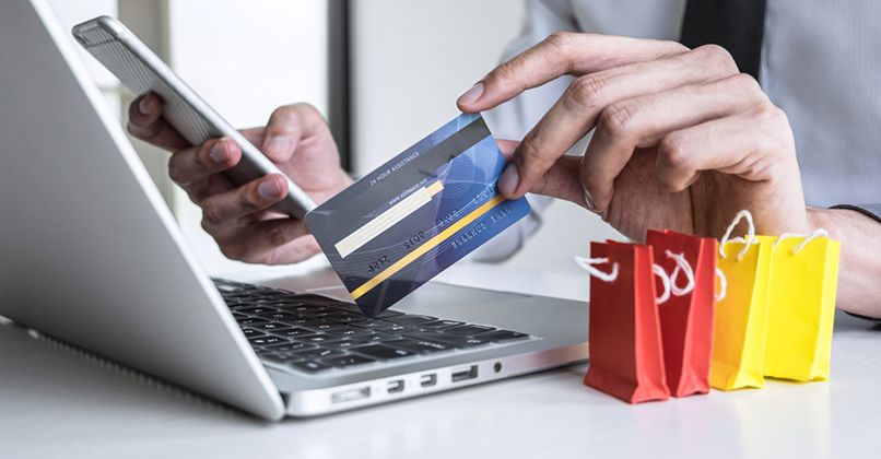 Khách hàng khi sử dụng thẻ Visa sẽ được hưởng nhiều chương trình ưu đãi mua sắm 